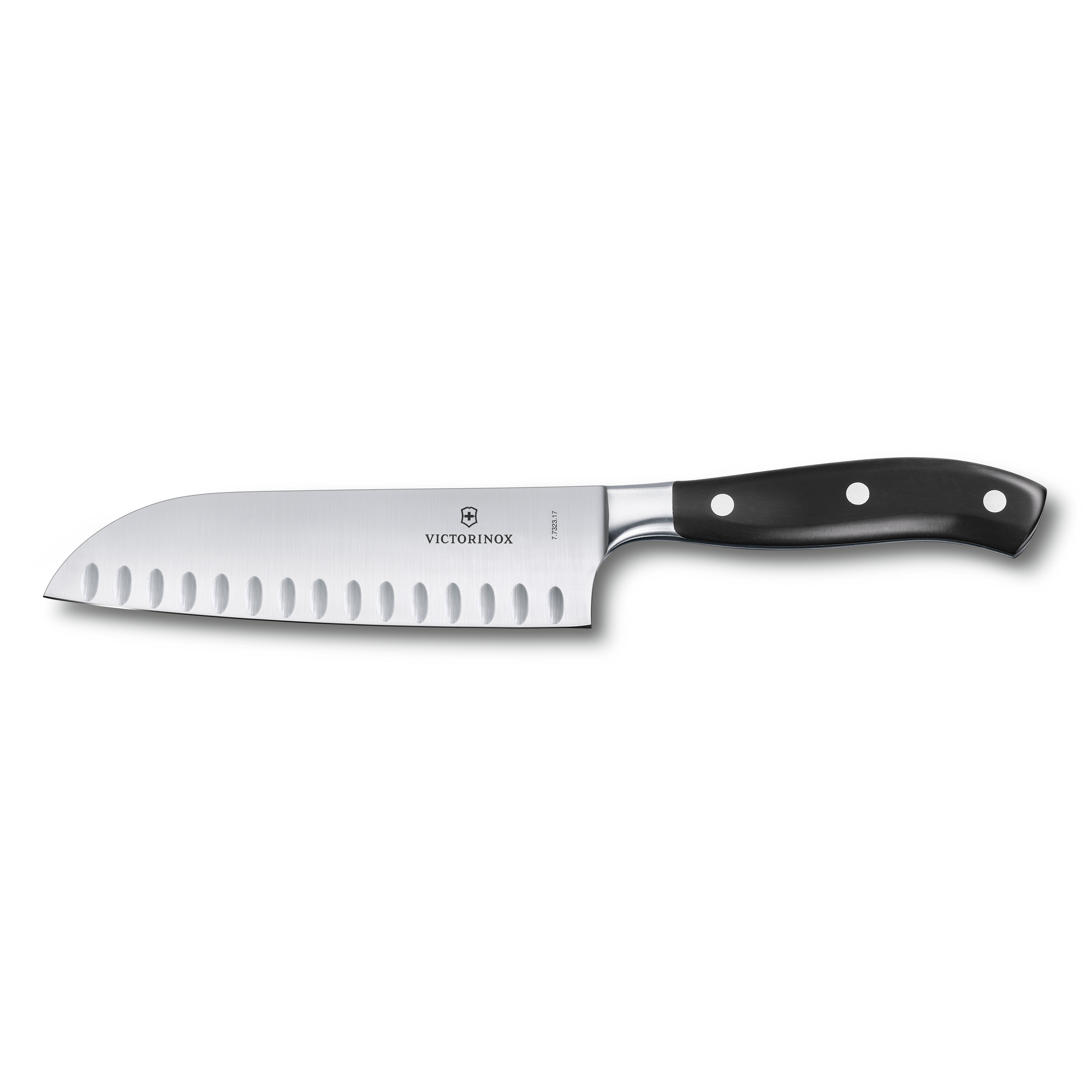 Couteau santoku Victorinox Grand Maître lame alvéolée 17 cm - manche noir